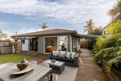 Photo of property in 1 Yale Street, Mount Maunganui, 3116