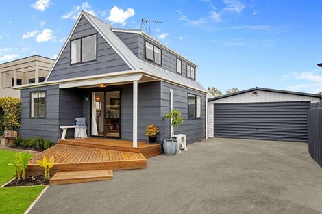 Photo of property in 1 Hall Road, Matua, Tauranga, 3110