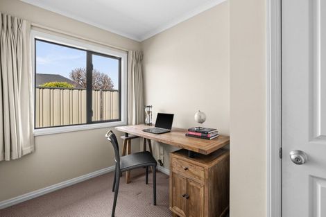 Photo of property in 12 Merlot Drive, Greenmeadows, Napier, 4112