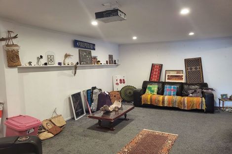 Photo of property in 154 Everglade Drive, Totara Heights, Auckland, 2105