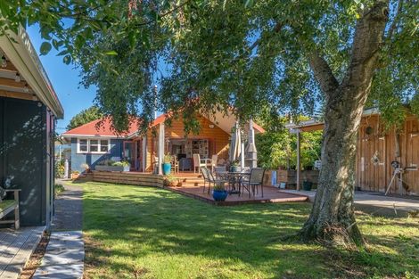 Photo of property in 12 Dixon Street, Carterton, 5713