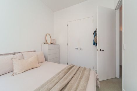 Photo of property in Columbia Apartments, 5/32 Cuba Street, Te Aro, Wellington, 6011