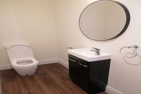 Photo of property in Whitmore Apartments, 1c/7 Stout Street, Wellington Central, Wellington, 6011