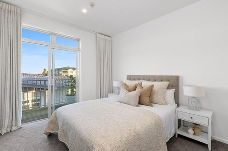 Photo of property in 195 Hibiscus Drive, Orewa, 0931