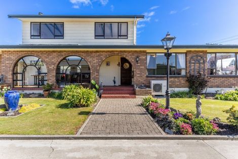 Photo of property in 13 Church Street, Winton, 9720