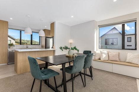 Photo of property in 2 Tiratu Rise, Whitby, 5024