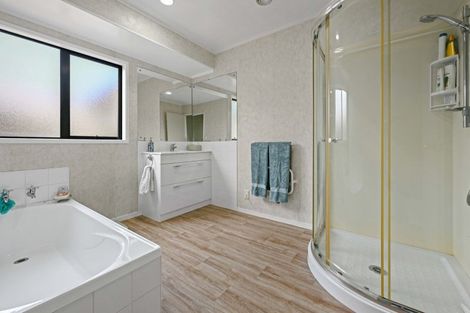 Photo of property in 13 Moverley Place, Pukete, Hamilton, 3200