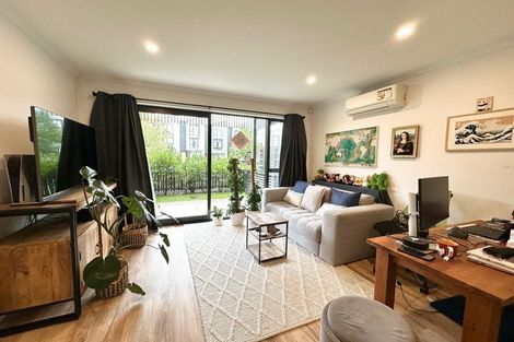 Photo of property in 6/73 Hobsonville Point Road, Hobsonville, Auckland, 0616