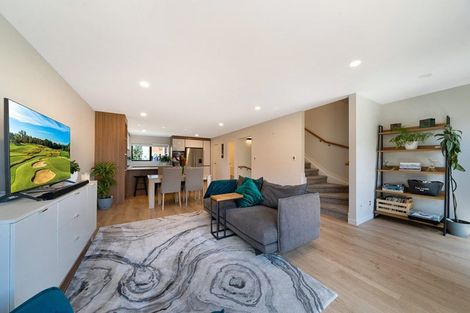 Photo of property in 8 Meritage Lane, Te Atatu South, Auckland, 0610