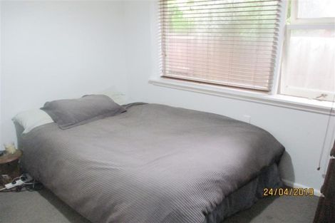 Photo of property in 2 Ilfracombe Place, Burnside, Christchurch, 8053