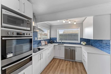 Photo of property in 19 Glenbyre Place, Bromley, Christchurch, 8062