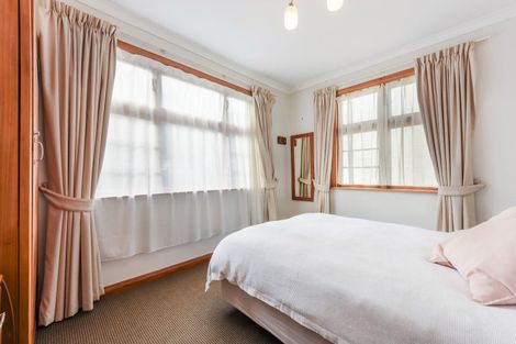 Photo of property in 11-19 Wellington Street, Picton, 7220