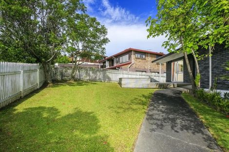 Photo of property in 6 Chedworth Drive, Glenfield, Auckland, 0629