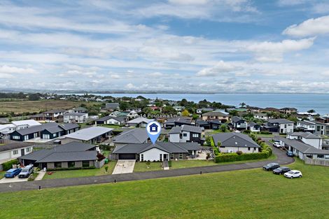 Photo of property in 14 Poutawa Lane, Clarks Beach, 2122