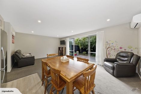 Photo of property in 2/121 Waltham Road, Sydenham, Christchurch, 8023
