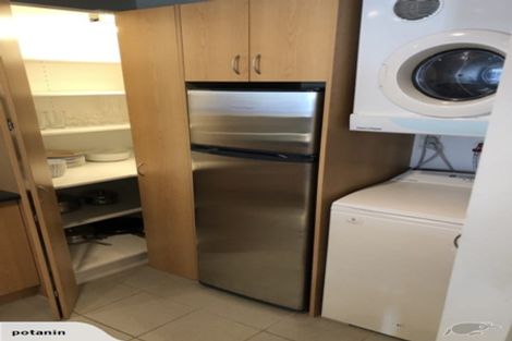 Photo of property in Kate Sheppard Apartments, 4h/42 Molesworth Street, Thorndon, Wellington, 6011