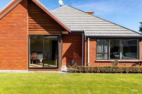 Photo of property in 2/28 Rossiter Avenue, Waterloo, Lower Hutt, 5011