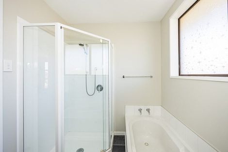 Photo of property in 9 Perth Street, South Hill, Oamaru, 9400