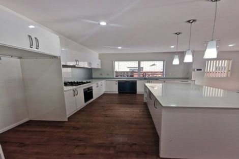 Photo of property in 72 Castlederg Drive, Flat Bush, Auckland, 2019