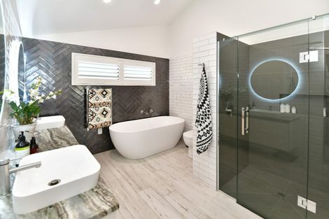 Photo of property in 86 Vipond Road, Stanmore Bay, Whangaparaoa, 0932