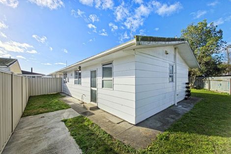 Photo of property in 2/9 Lyttelton Crescent, Tamatea, Napier, 4112