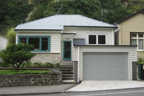 Photo of property in 147 Shakespeare Road, Bluff Hill, Napier, 4110