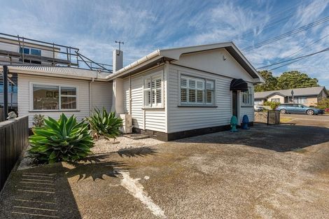 Photo of property in 10 Haumia Street, Johnsonville, Wellington, 6037
