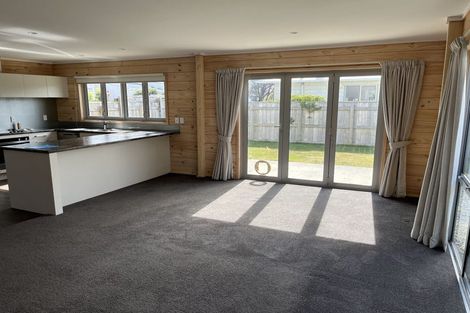 Photo of property in 118 Yule Street, Lyall Bay, Wellington, 6022