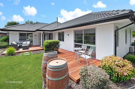 Photo of property in 11 Amoka Crescent, Parklands, Christchurch, 8083