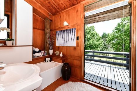 Photo of property in 57 Gibson Road, Dinsdale, Hamilton, 3204