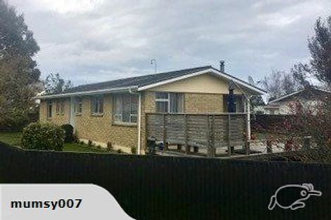 Photo of property in 1 Edward Street, Bulls, 4818