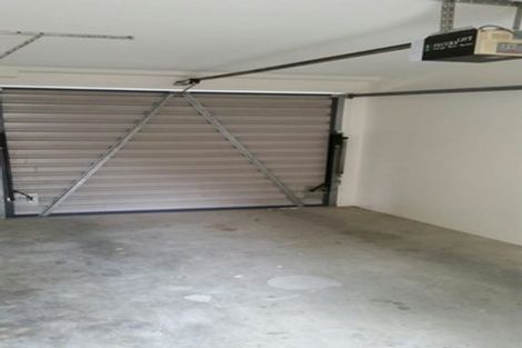 Photo of property in 12/36 West Coast Road, Glen Eden, Auckland, 0602