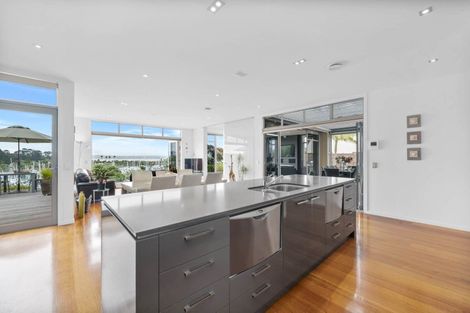 Photo of property in 81 Pine Harbour Parade, Beachlands, Auckland, 2018