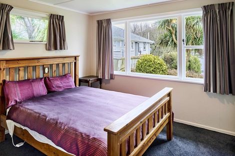 Photo of property in 381a Karori Road, Karori, Wellington, 6012