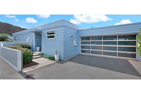 Photo of property in 33 Stoke Street, Sumner, Christchurch, 8081