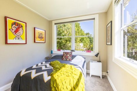 Photo of property in 27 Main Street, Hospital Hill, Napier, 4110