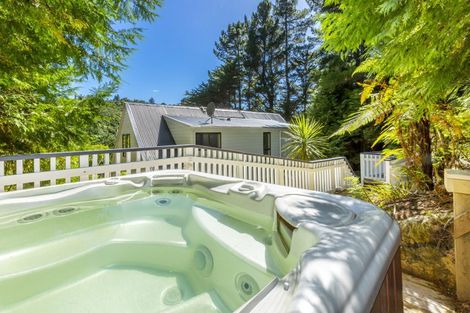 Photo of property in 122 Plateau Road, Te Marua, Upper Hutt, 5018