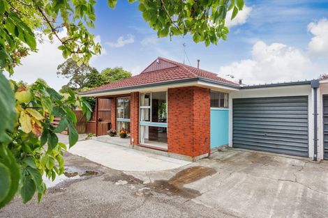 Photo of property in 2/361 Botanical Road, West End, Palmerston North, 4412
