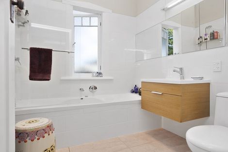 Photo of property in 81a Wordsworth Street, Leamington, Cambridge, 3432