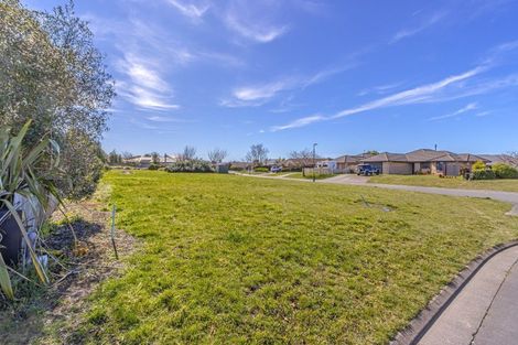 Photo of property in 2 Pollock Place, Rolleston, 7614