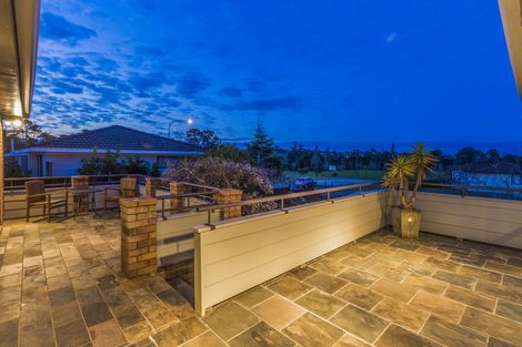 Photo of property in 26 Granville Drive, Massey, Auckland, 0614