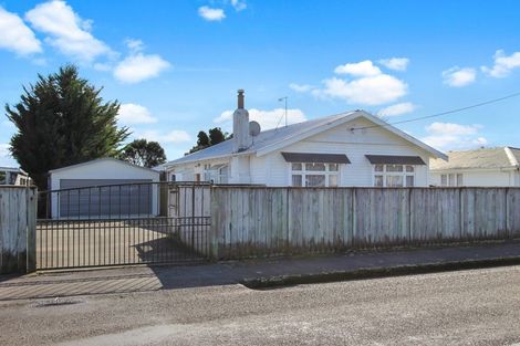 Photo of property in 52 Huxley Street, Pahiatua, 4910
