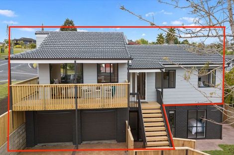 Photo of property in 168 Luckens Road, West Harbour, Auckland, 0618