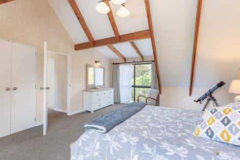 Photo of property in 224 Katherine Mansfield Drive, Whitemans Valley, Upper Hutt, 5371