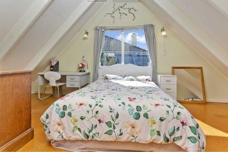 Photo of property in 2/31 Lake Road, Devonport, Auckland, 0624