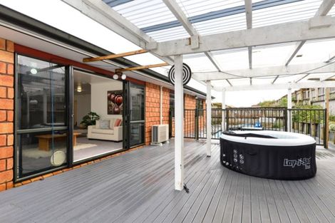 Photo of property in 17 Dorchester Place, Nawton, Hamilton, 3200