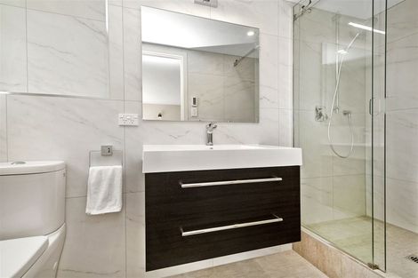 Photo of property in 32 Cavendish Square, Strathmore Park, Wellington, 6022