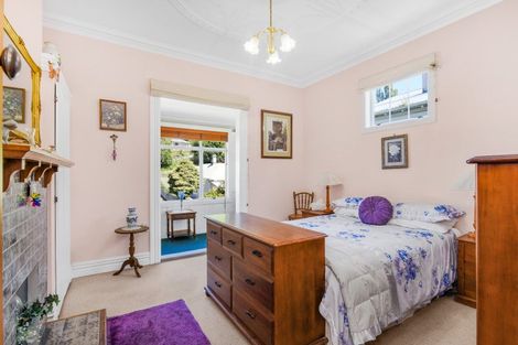 Photo of property in 117 Glen Road, The Glen, Dunedin, 9011