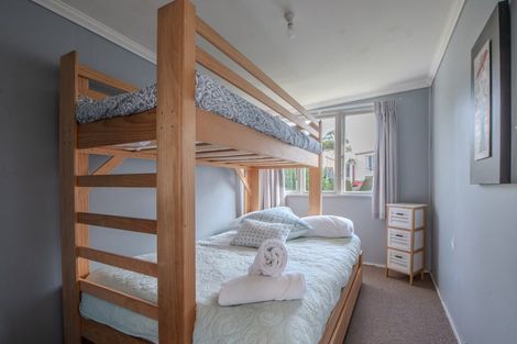 Photo of property in 7 Kowhai Street, Kaka Point, Balclutha, 9271