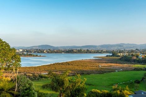 Photo of property in 242 Grange Road, Otumoetai, Tauranga, 3110